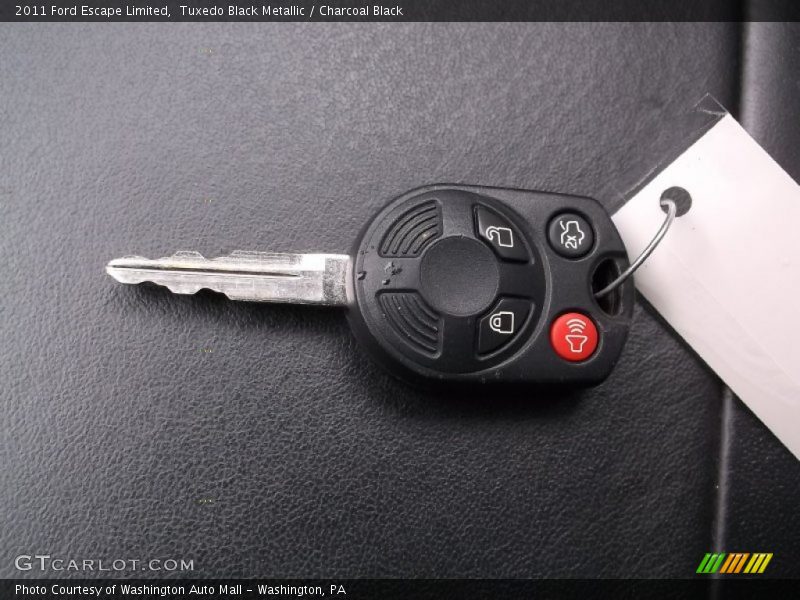 Tuxedo Black Metallic / Charcoal Black 2011 Ford Escape Limited