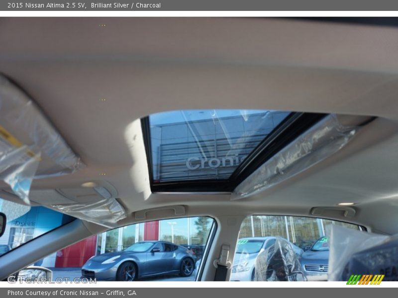 Brilliant Silver / Charcoal 2015 Nissan Altima 2.5 SV
