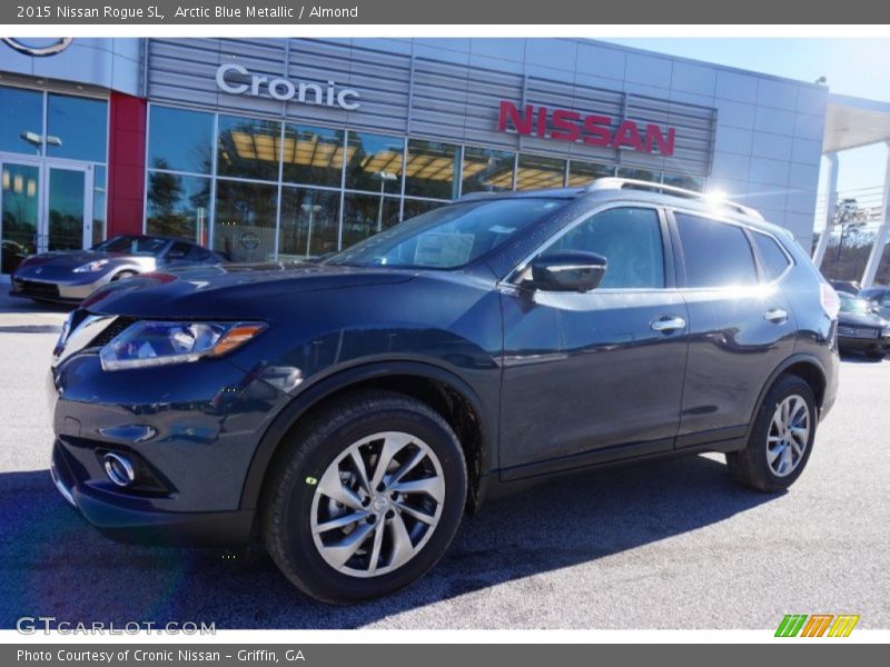 Arctic Blue Metallic / Almond 2015 Nissan Rogue SL