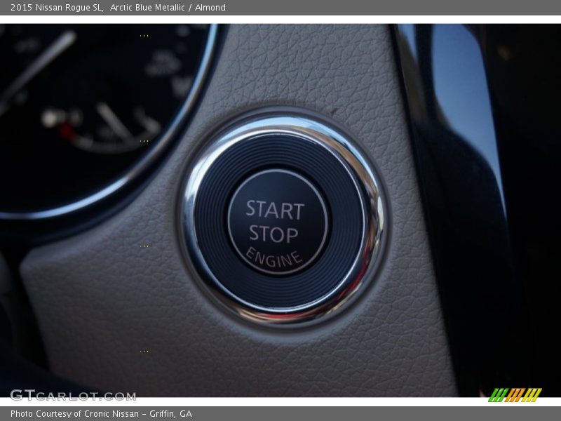 Arctic Blue Metallic / Almond 2015 Nissan Rogue SL
