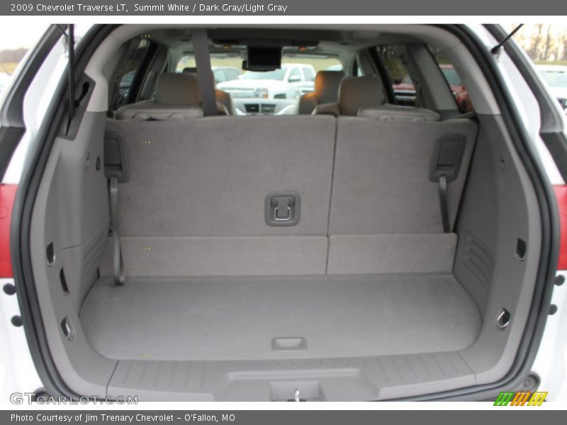 Summit White / Dark Gray/Light Gray 2009 Chevrolet Traverse LT