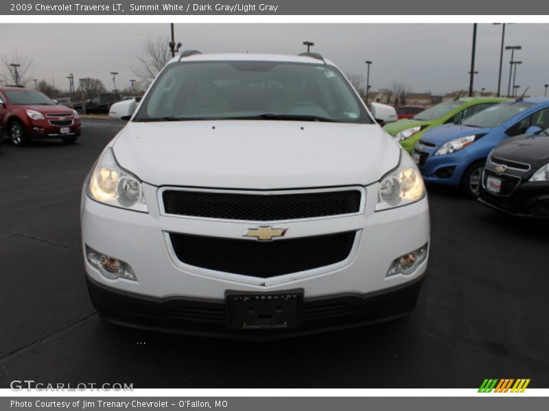 Summit White / Dark Gray/Light Gray 2009 Chevrolet Traverse LT