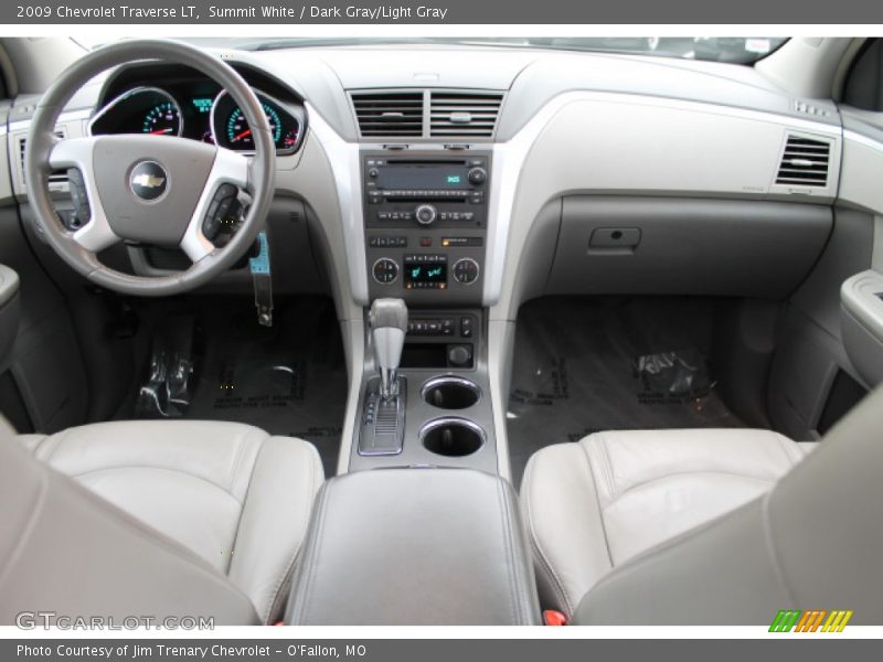 Summit White / Dark Gray/Light Gray 2009 Chevrolet Traverse LT