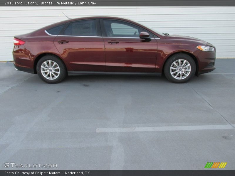 Bronze Fire Metallic / Earth Gray 2015 Ford Fusion S