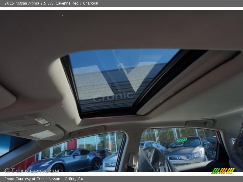 Cayenne Red / Charcoal 2015 Nissan Altima 2.5 SV