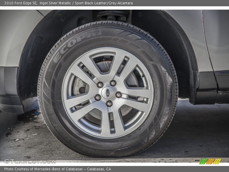 Ingot Silver Metallic / Sport Black Leather/Grey Alcantara 2010 Ford Edge SE