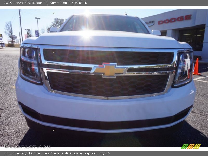 Summit White / Jet Black 2015 Chevrolet Suburban LT