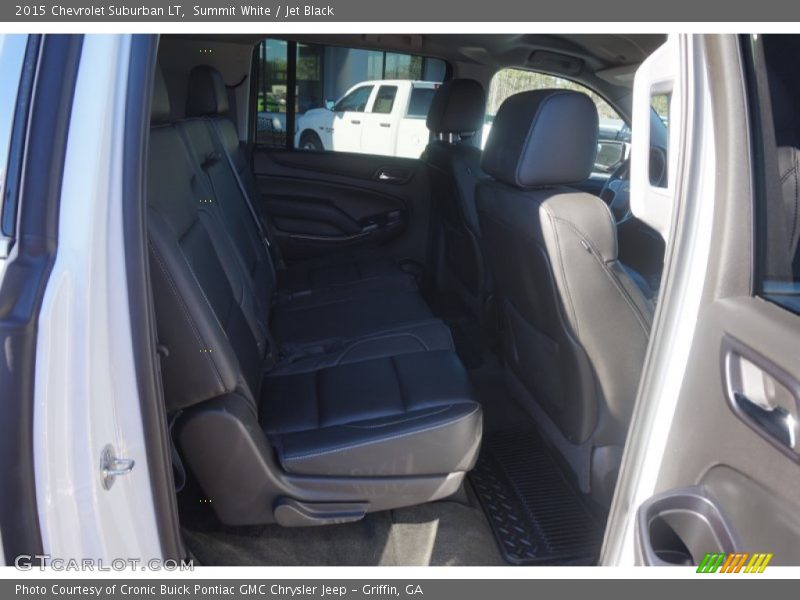 Summit White / Jet Black 2015 Chevrolet Suburban LT