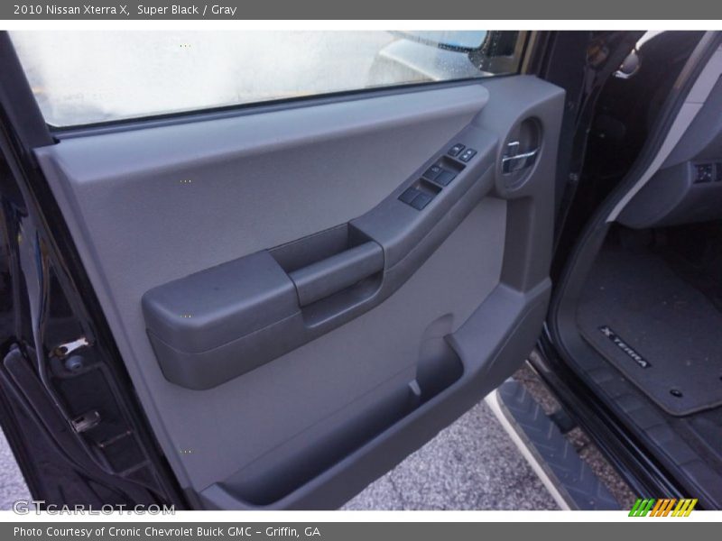 Super Black / Gray 2010 Nissan Xterra X