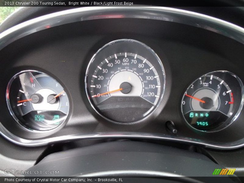 Bright White / Black/Light Frost Beige 2013 Chrysler 200 Touring Sedan