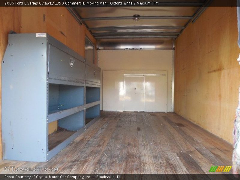 Oxford White / Medium Flint 2006 Ford E Series Cutaway E350 Commercial Moving Van