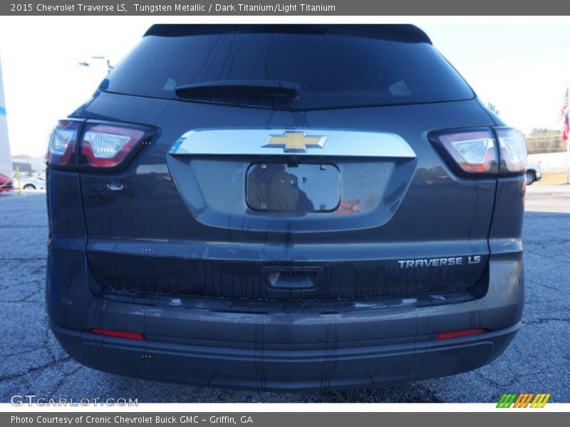 Tungsten Metallic / Dark Titanium/Light Titanium 2015 Chevrolet Traverse LS