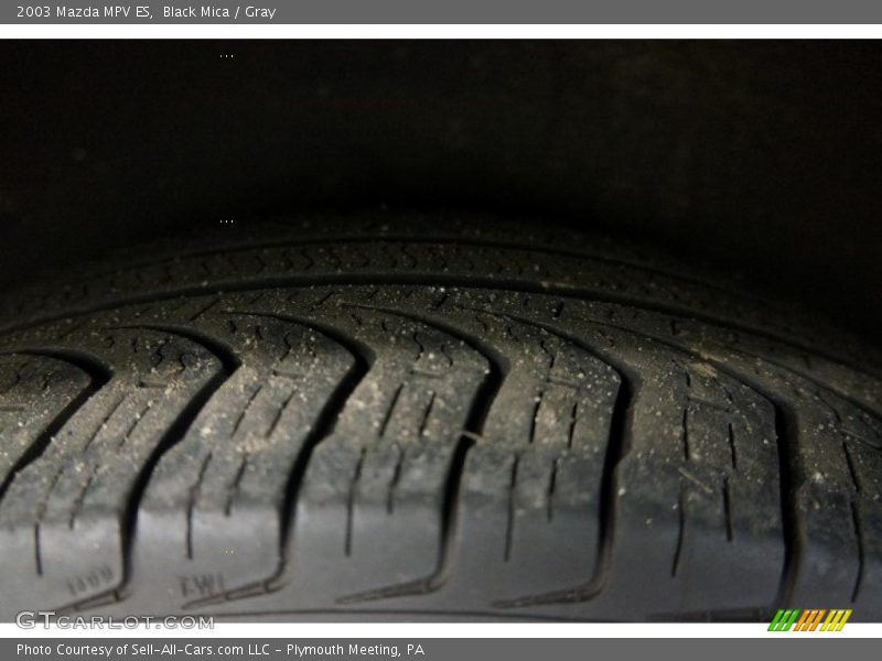 Black Mica / Gray 2003 Mazda MPV ES