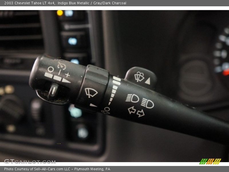 Indigo Blue Metallic / Gray/Dark Charcoal 2003 Chevrolet Tahoe LT 4x4