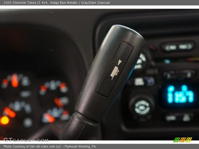 Indigo Blue Metallic / Gray/Dark Charcoal 2003 Chevrolet Tahoe LT 4x4