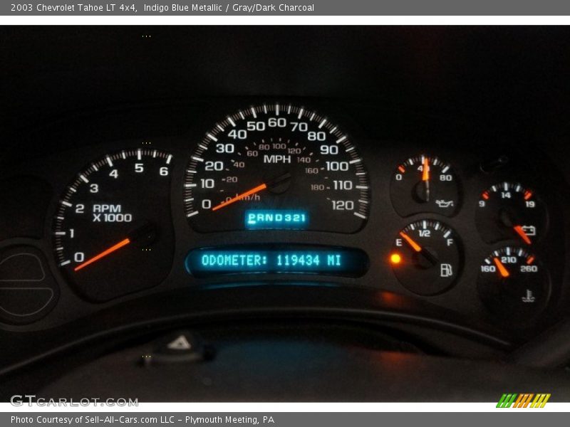 Indigo Blue Metallic / Gray/Dark Charcoal 2003 Chevrolet Tahoe LT 4x4