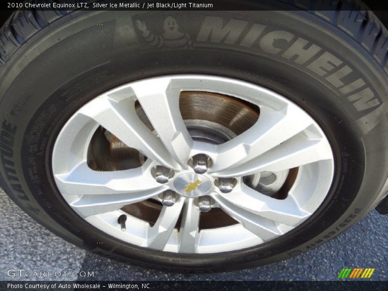 Silver Ice Metallic / Jet Black/Light Titanium 2010 Chevrolet Equinox LTZ