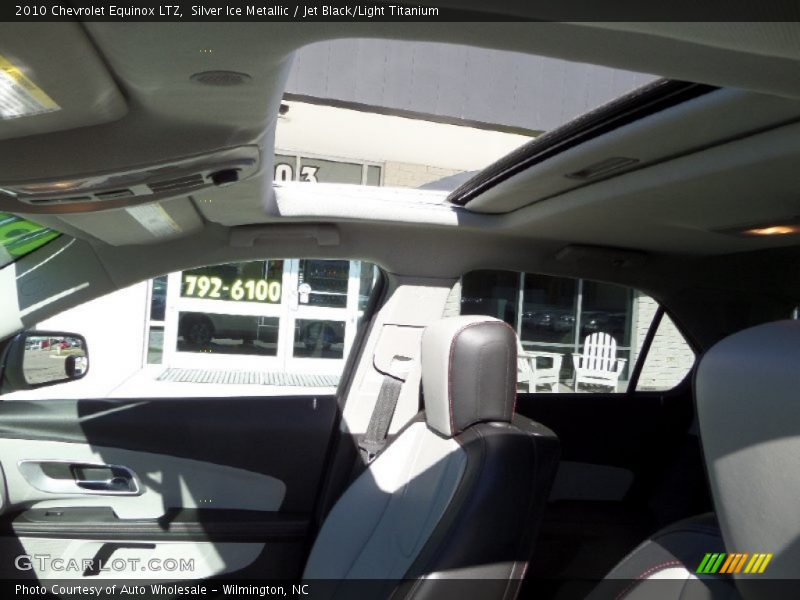 Silver Ice Metallic / Jet Black/Light Titanium 2010 Chevrolet Equinox LTZ