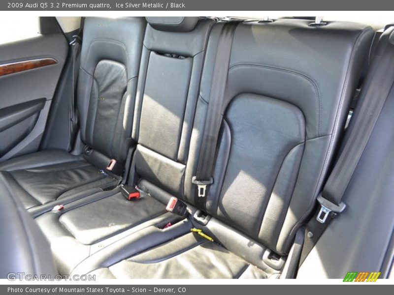 Ice Silver Metallic / Black 2009 Audi Q5 3.2 Premium quattro