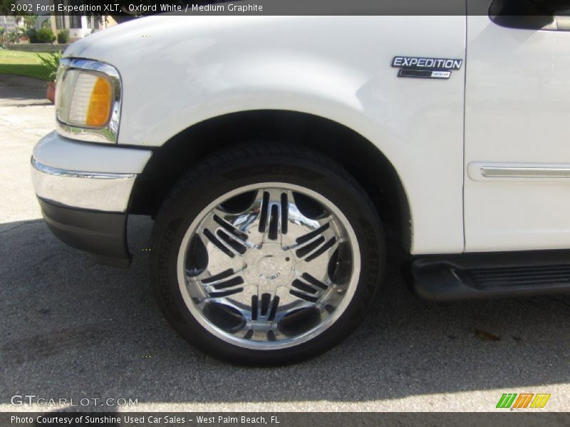 Oxford White / Medium Graphite 2002 Ford Expedition XLT