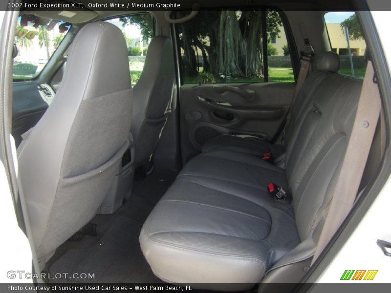 Oxford White / Medium Graphite 2002 Ford Expedition XLT