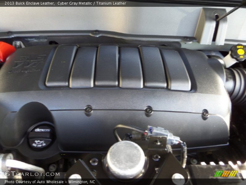 Cyber Gray Metallic / Titanium Leather 2013 Buick Enclave Leather