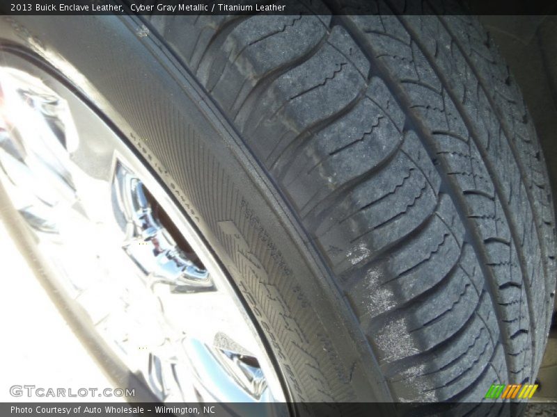 Cyber Gray Metallic / Titanium Leather 2013 Buick Enclave Leather