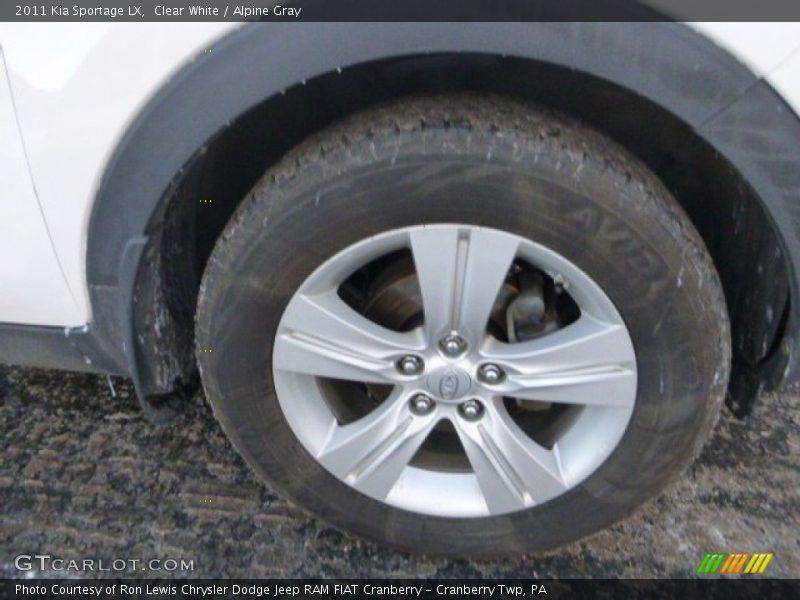 Clear White / Alpine Gray 2011 Kia Sportage LX