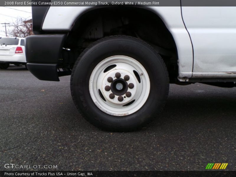 Oxford White / Medium Flint 2008 Ford E Series Cutaway E350 Commercial Moving Truck