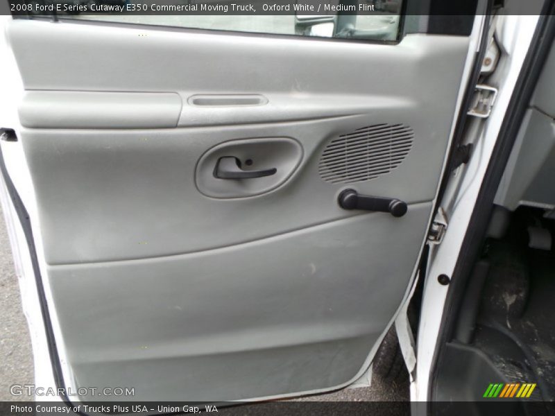 Oxford White / Medium Flint 2008 Ford E Series Cutaway E350 Commercial Moving Truck
