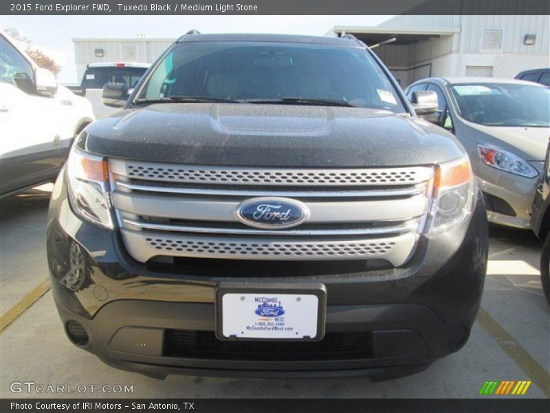 Tuxedo Black / Medium Light Stone 2015 Ford Explorer FWD