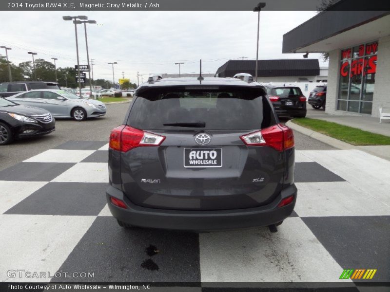 Magnetic Gray Metallic / Ash 2014 Toyota RAV4 XLE