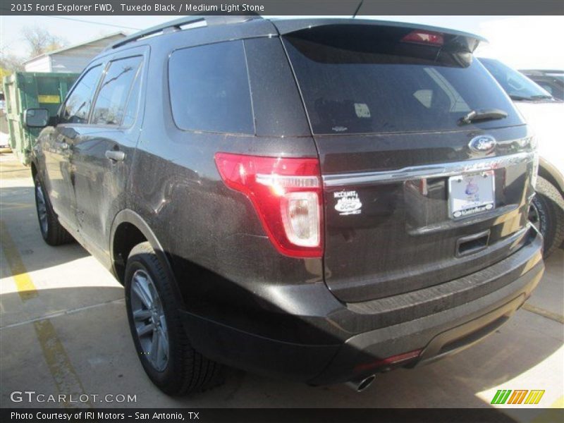 Tuxedo Black / Medium Light Stone 2015 Ford Explorer FWD