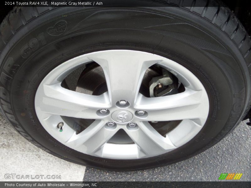 Magnetic Gray Metallic / Ash 2014 Toyota RAV4 XLE