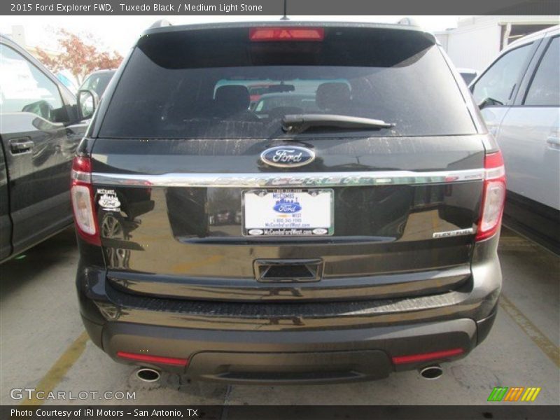 Tuxedo Black / Medium Light Stone 2015 Ford Explorer FWD