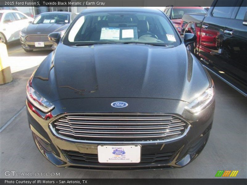 Tuxedo Black Metallic / Earth Gray 2015 Ford Fusion S