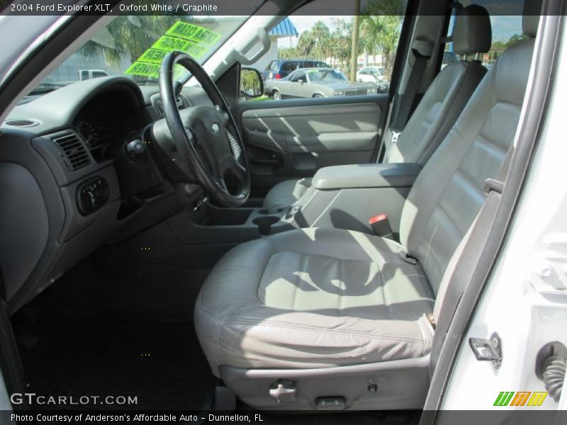 Oxford White / Graphite 2004 Ford Explorer XLT
