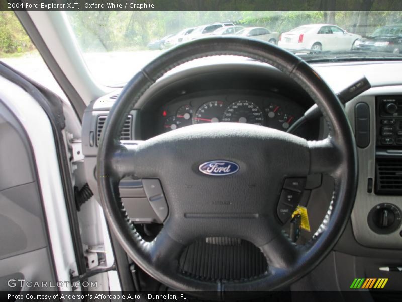 Oxford White / Graphite 2004 Ford Explorer XLT