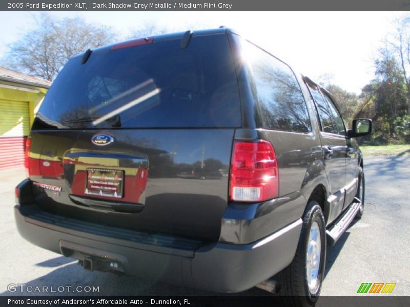 Dark Shadow Grey Metallic / Medium Flint Grey 2005 Ford Expedition XLT