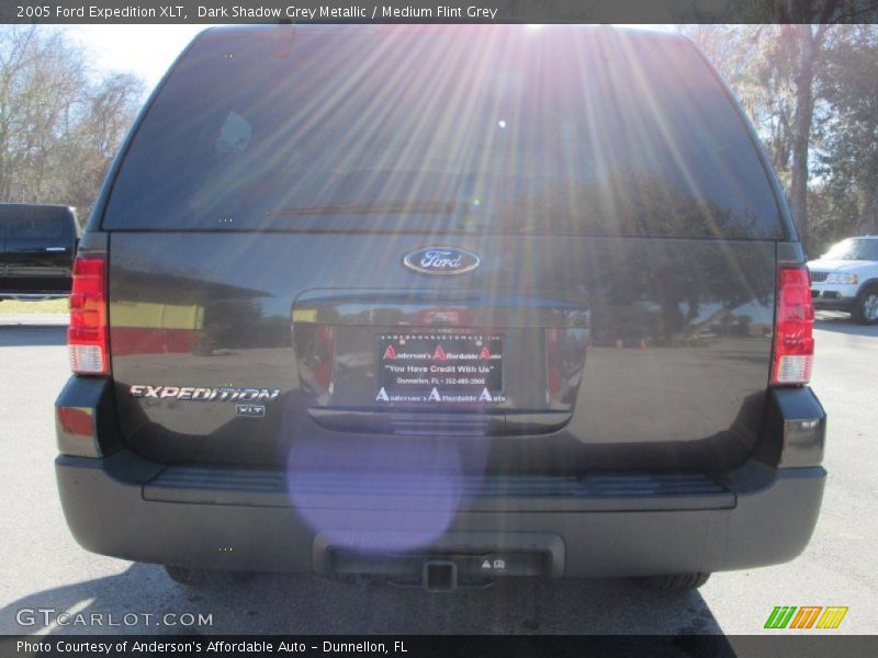 Dark Shadow Grey Metallic / Medium Flint Grey 2005 Ford Expedition XLT