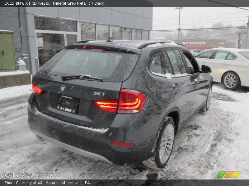 Mineral Grey Metallic / Black 2015 BMW X1 xDrive28i