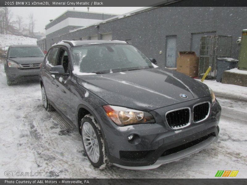 Mineral Grey Metallic / Black 2015 BMW X1 xDrive28i