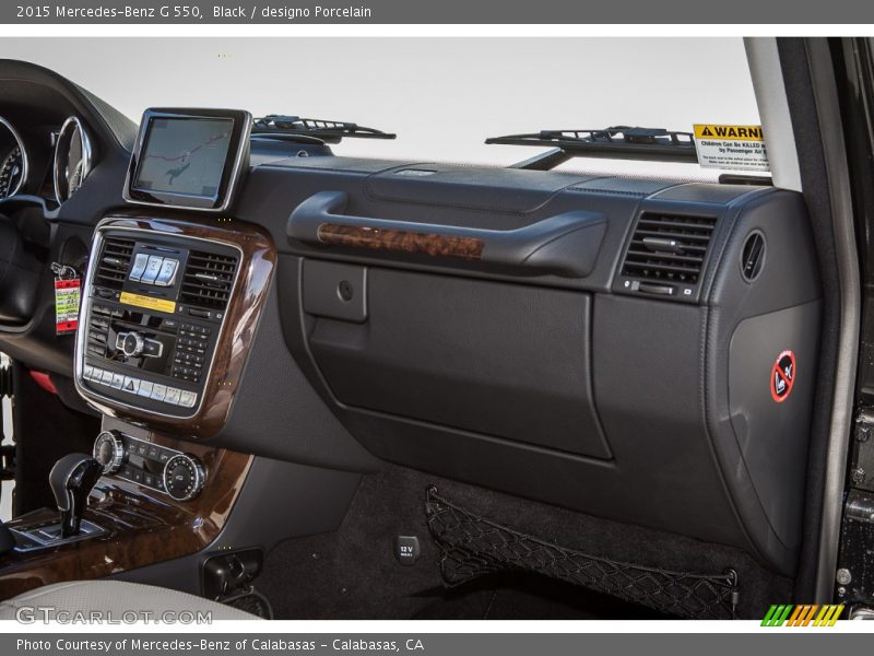 Black / designo Porcelain 2015 Mercedes-Benz G 550