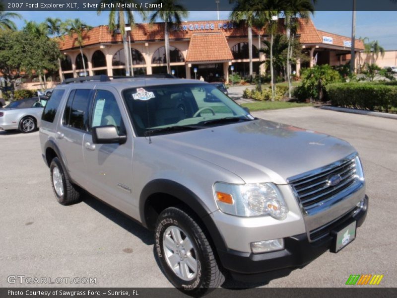 Silver Birch Metallic / Camel 2007 Ford Explorer XLT