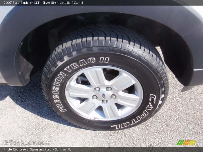 Silver Birch Metallic / Camel 2007 Ford Explorer XLT