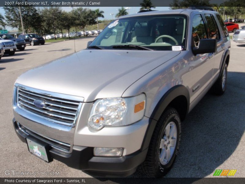 Silver Birch Metallic / Camel 2007 Ford Explorer XLT