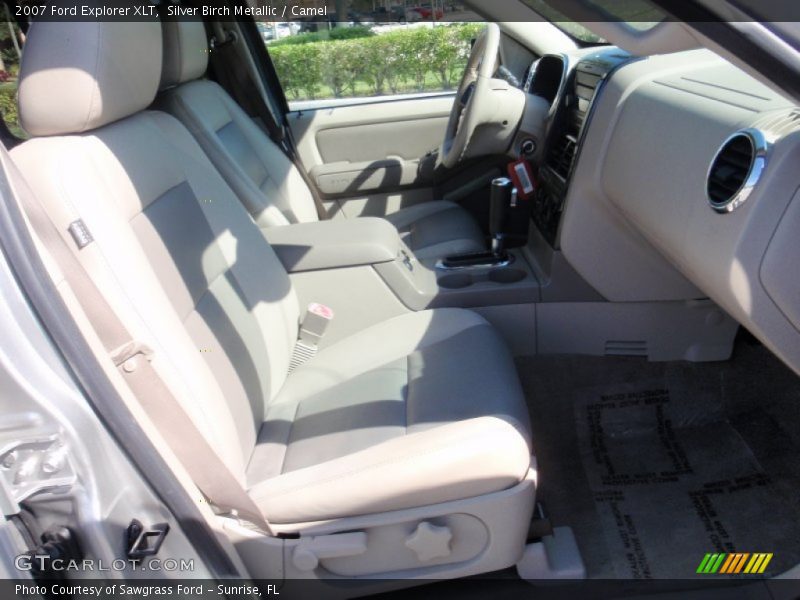 Silver Birch Metallic / Camel 2007 Ford Explorer XLT