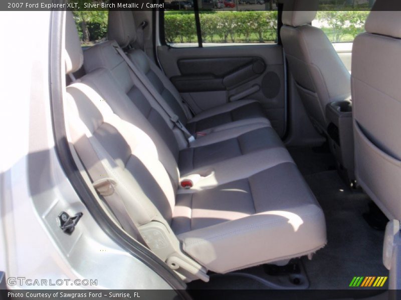 Silver Birch Metallic / Camel 2007 Ford Explorer XLT