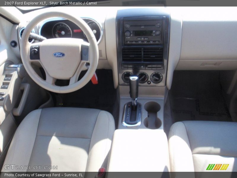 Silver Birch Metallic / Camel 2007 Ford Explorer XLT