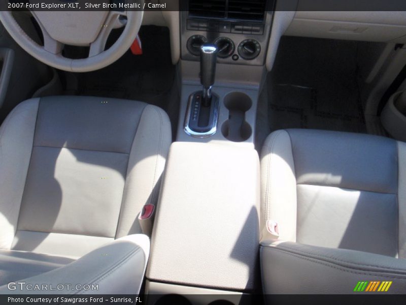 Silver Birch Metallic / Camel 2007 Ford Explorer XLT
